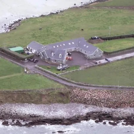 Harbour House 3*