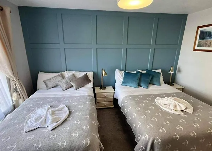 Harbour House מלון 5*